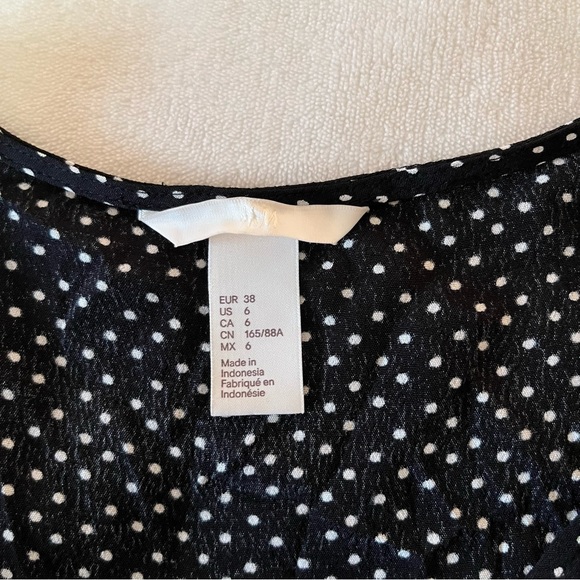 H&M Drawstring Blouse - Picture 8 of 9